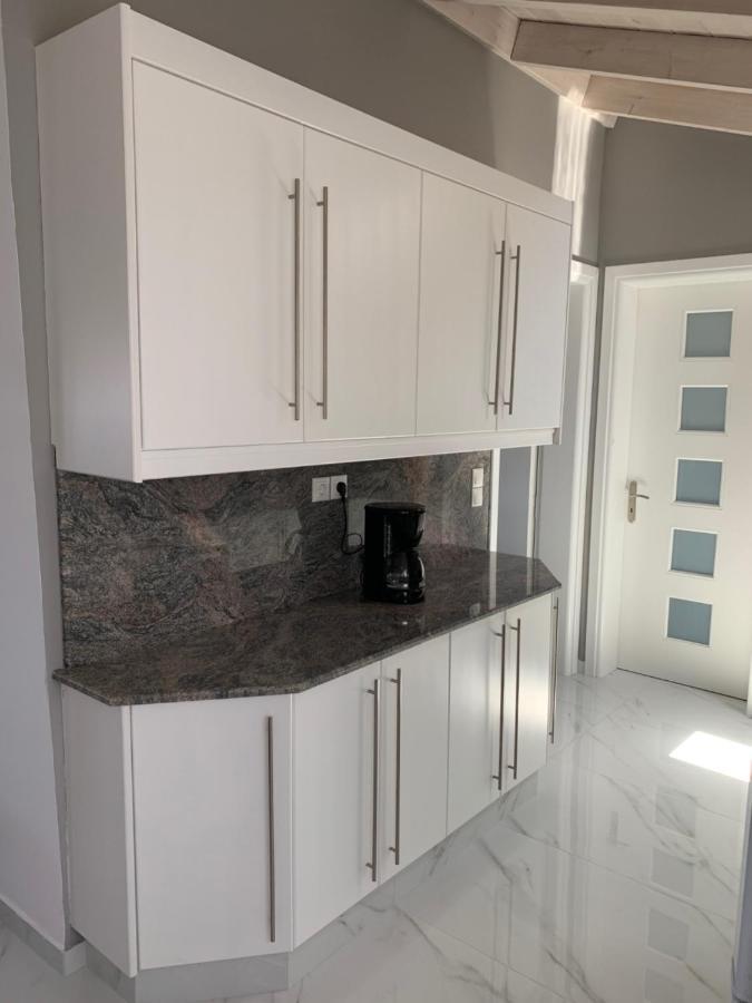 Apartament Livas Almyri Seafront Flat Kato Almiri Zewnętrze zdjęcie